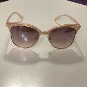 Vintage peach/rose gold sunglasses